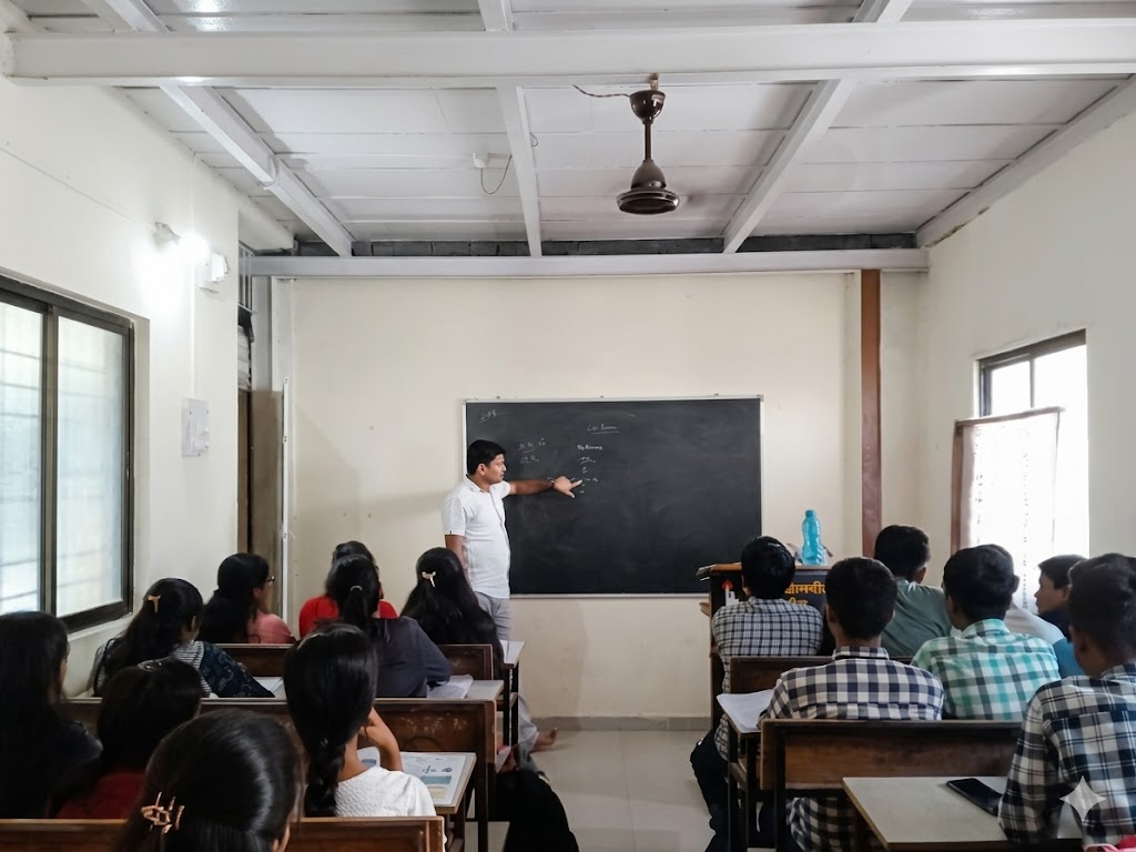 Sahyadri Science Academy Classroom